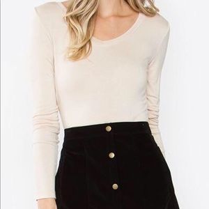 LAST ONE ⭐️ Basic Cream Long Sleeve Tee